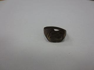 Перстень бронзовый 1